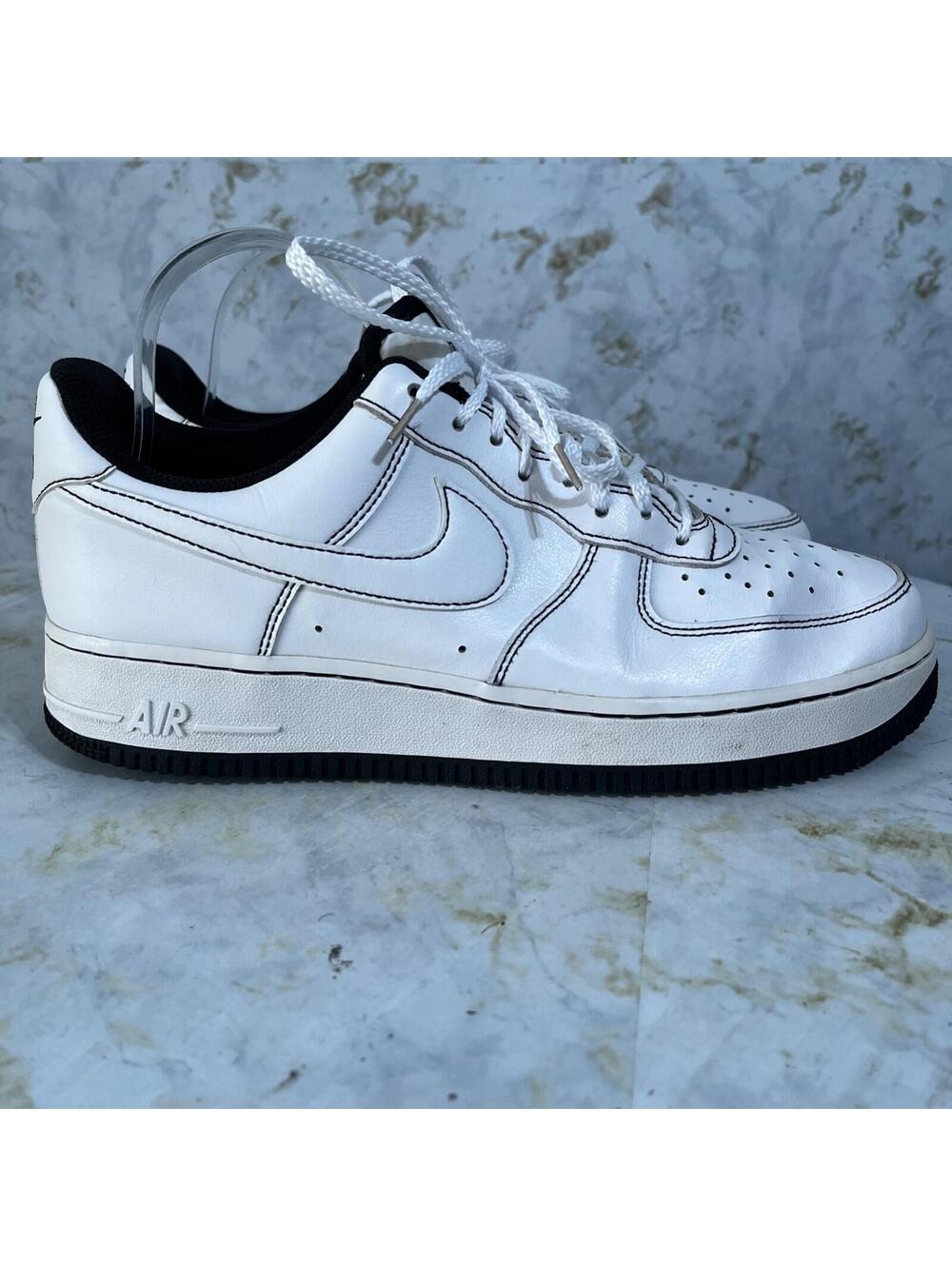 Nike Air Force 1 Mens Size 9.5 Shoes White Black Classic Low Top Trainer Sneaker